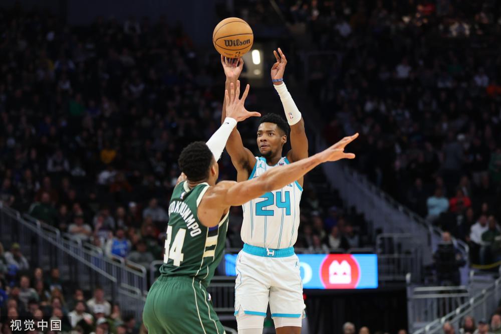 足在国际舞 足在国际舞